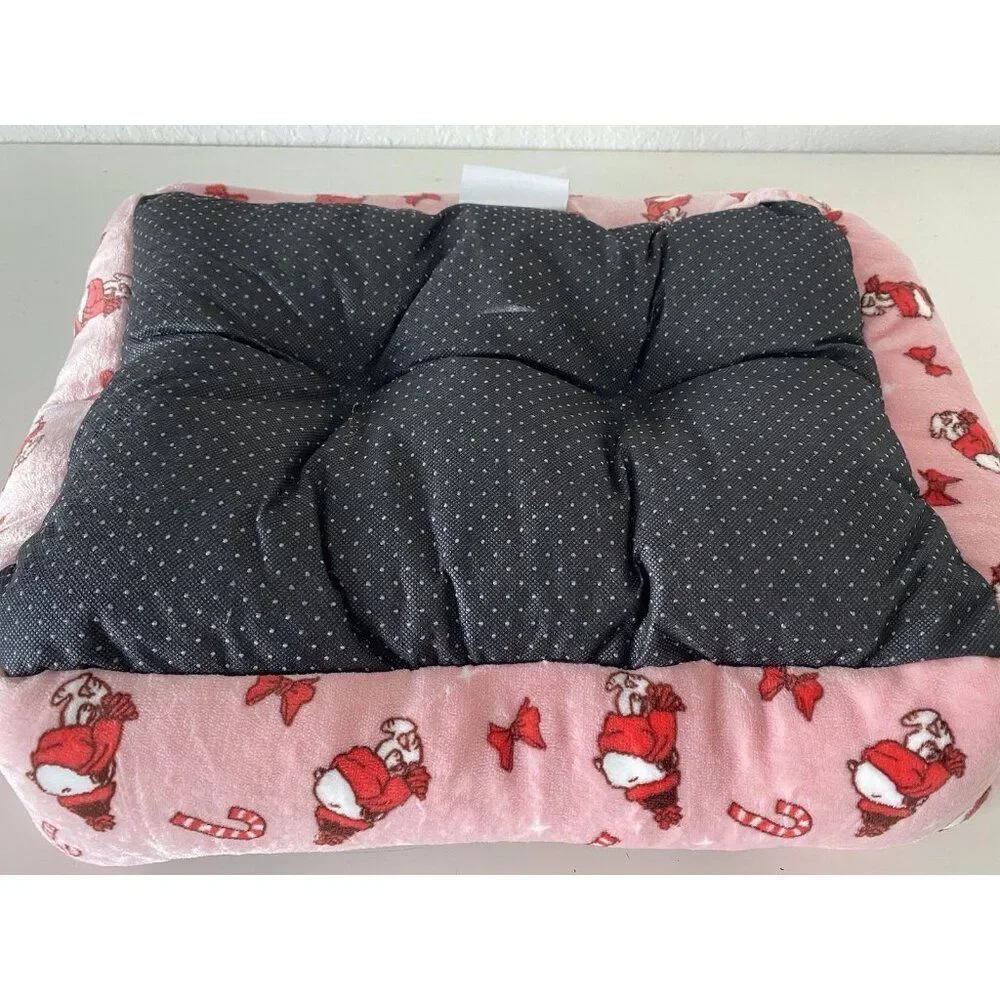 Peanuts Snoopy Small Dog Cat Pet Cozy Cuddler Bed Christmas Pink Candy Cane‎ NEW